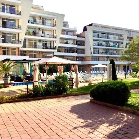 Cozy In A Gorgeous Compound By The Beach * Sunny Beach