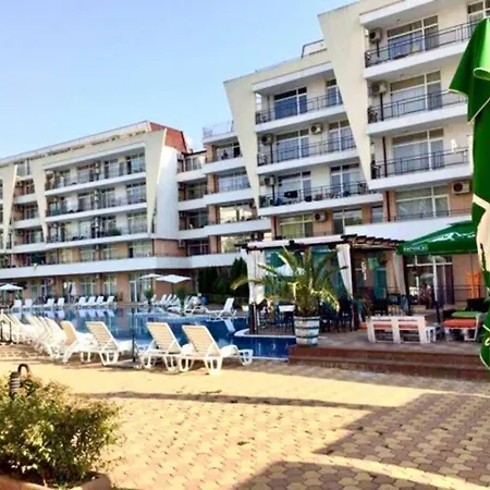 Cozy In A Gorgeous Compound By The Beach Sunny Beach